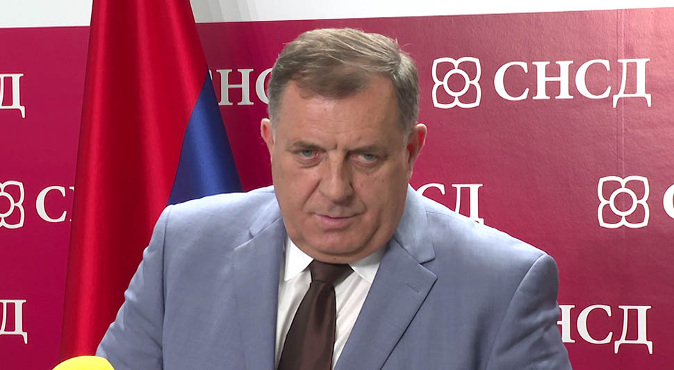 627e8cc3a0e68-dodik .jpg